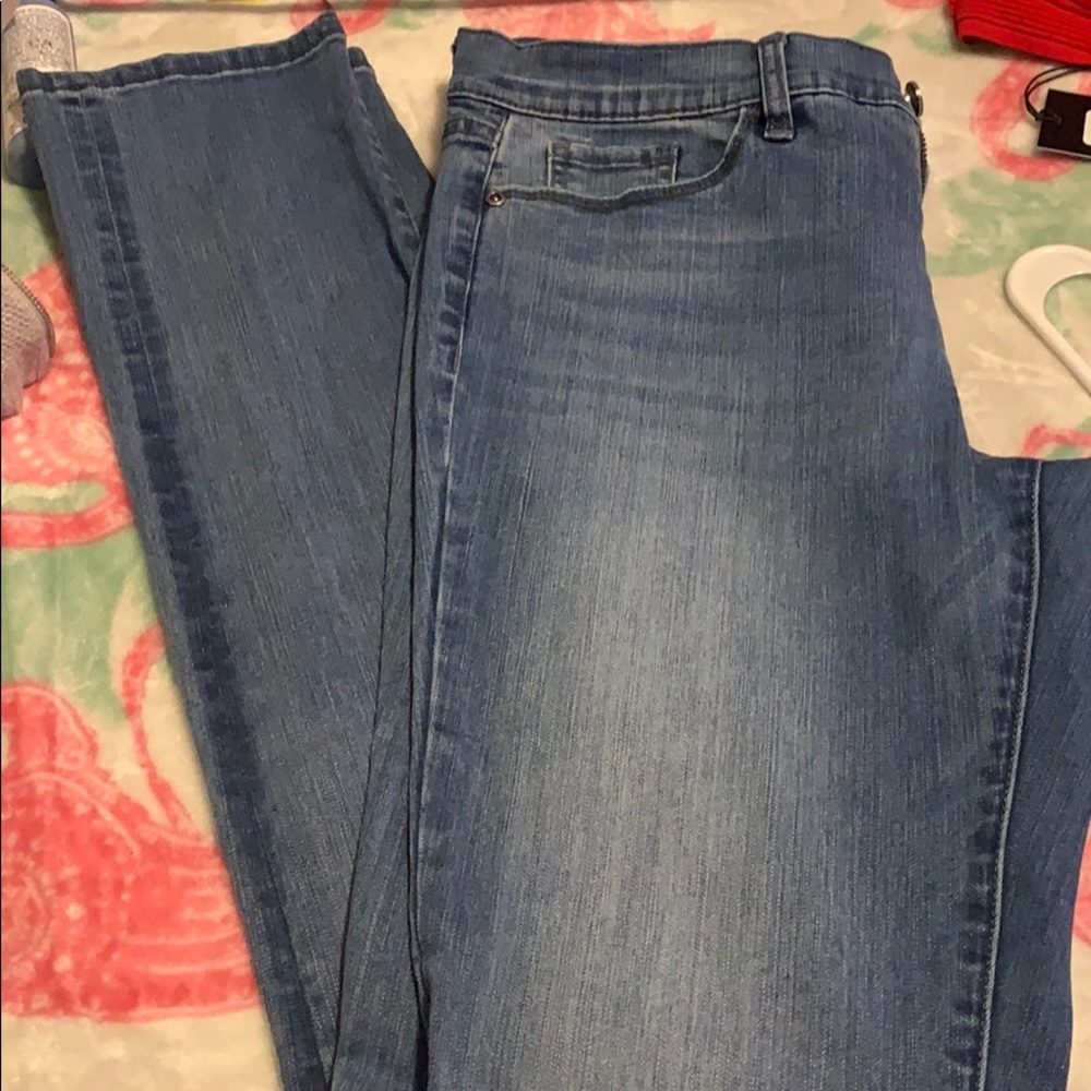 Soho New York & Company Blue Jeans